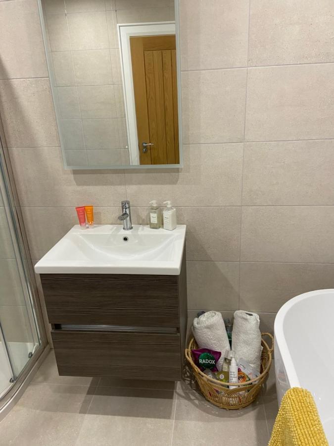 Beautiful Private Room And Bathroom Ballycastle Exteriér fotografie